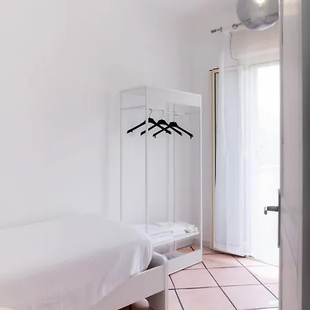 Mondello Cottage *